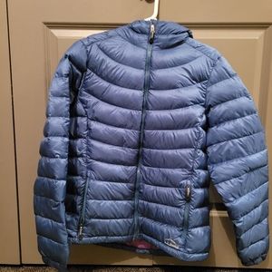 L.L. Bean Women's Ultralight 850 Down Hooded Jacket